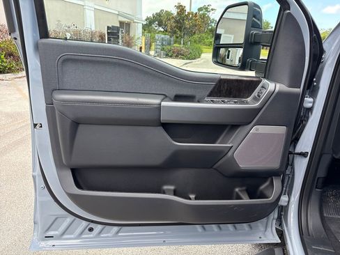 New 2026 Ford F250 Lariat w/ Black Appearance Package AWD/4WD image 28