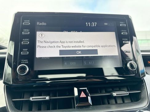 Used 2020 Toyota Corolla SE FWD image 18