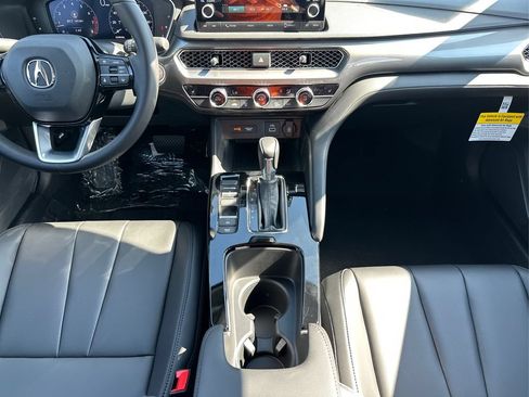 Used 2025 Acura Integra FWD image 15