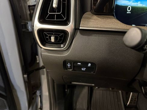 Certified 2023 Kia Sorento SX Prestige image 14