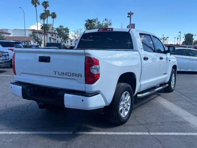 Used 2016 Toyota Tundra SR5 w/ SR5 Upgrade Package RWD image 3
