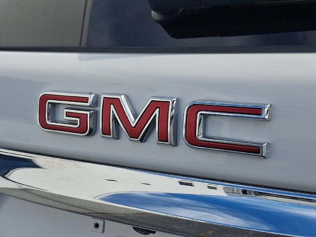 Used 2023 GMC Terrain SLE FWD image 33