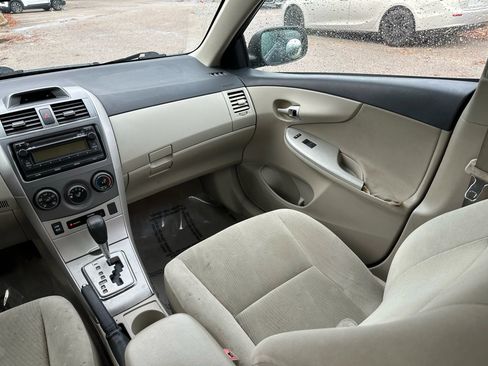 Used 2012 Toyota Corolla LE image 21