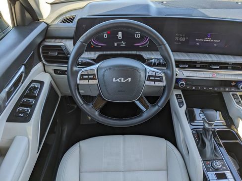 Certified 2025 Kia Telluride EX X-Line AWD/4WD image 16