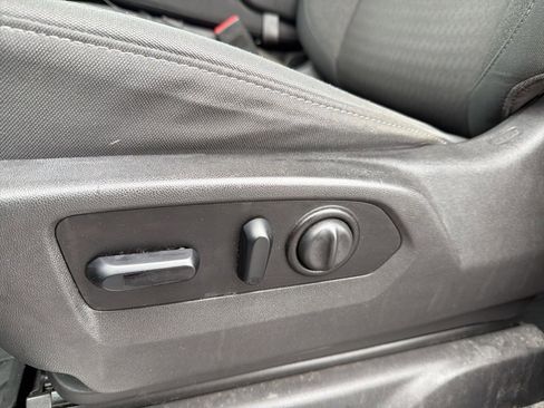 Used 2020 Chevrolet Silverado 1500 RST image 21