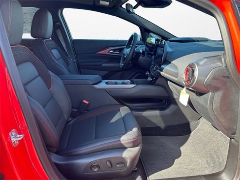 New 2025 Chevrolet Equinox EV RS image 15