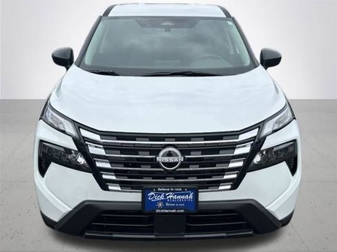 New 2025 Nissan Rogue S image 3