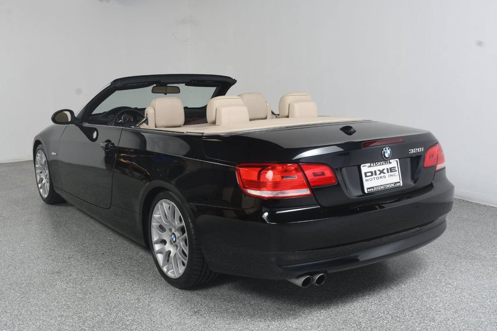 Used 2008 BMW 328i Convertible RWD image 18