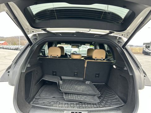 Used 2023 Lincoln Corsair Reserve w/ Equipment Group 201A image 18