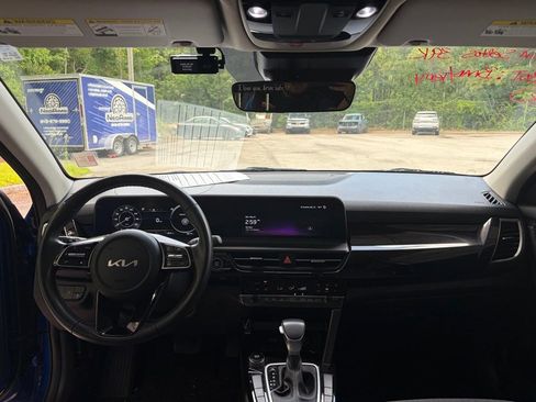 Used 2024 Kia Seltos S FWD image 7
