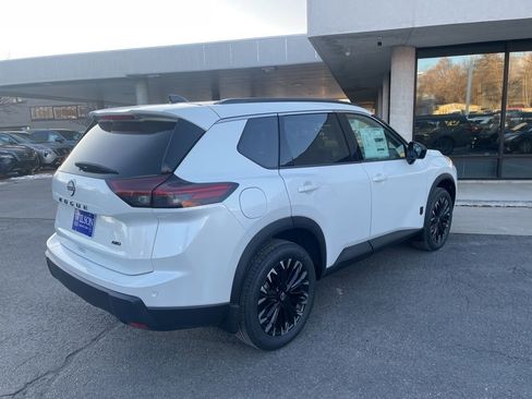 New 2026 Nissan Rogue SV image 5