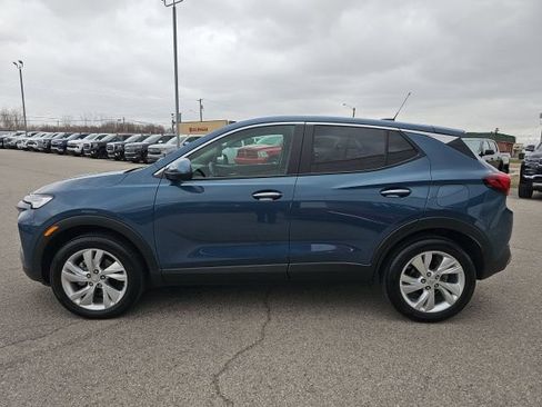 Used 2024 Buick Encore GX Preferred w/ Advanced Technology Package image 5
