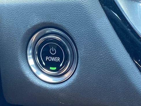 Used 2024 Cadillac Lyriq Tech RWD image 12