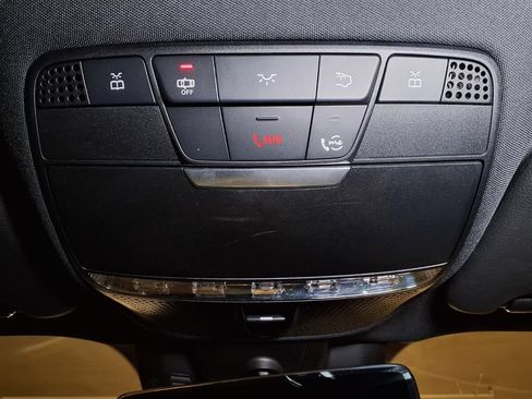 Used 2022 Mercedes-Benz E 450 Coupe image 12