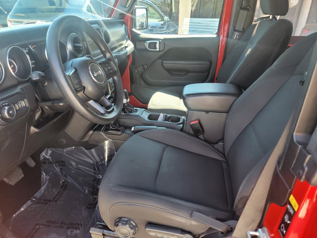 Used 2022 Jeep Wrangler Sport AWD/4WD image 7