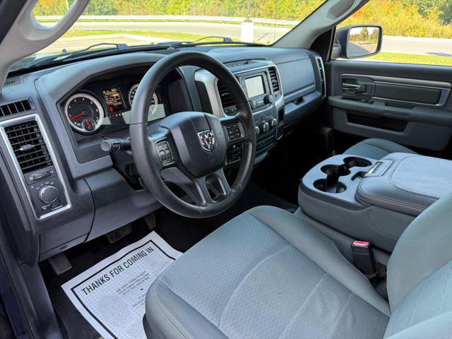 Used 2015 RAM 1500 Classic SLT AWD/4WD image 9