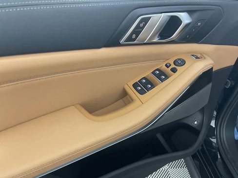 Certified 2024 BMW X5 xDrive50e w/ M Sport Package image 11