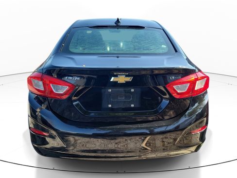 Used 2016 Chevrolet Cruze LT FWD image 5