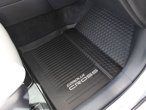 New 2026 Toyota Corolla Cross LE AWD/4WD image 36