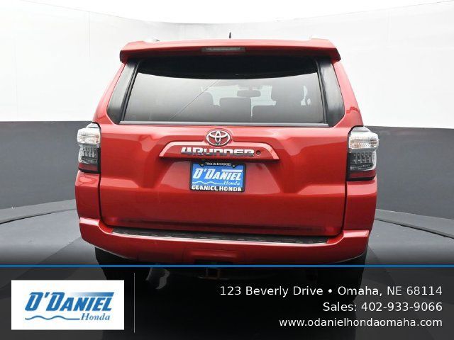Used 2016 Toyota 4Runner SR5 Premium AWD/4WD image 5