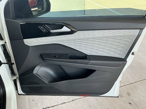 Used 2023 Volkswagen Taos S w/ Driver Assistance Package image 10