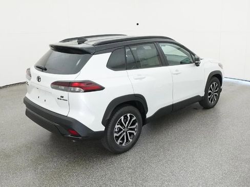 New 2026 Toyota Corolla Cross SE image 9