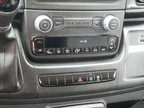 Used 2023 RAM ProMaster 2500 FWD image 23