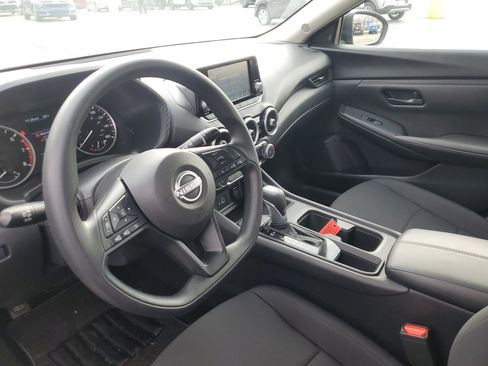 Used 2024 Nissan Sentra S image 18