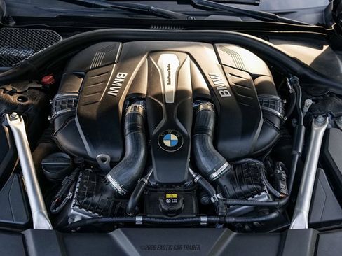 Used 2019 BMW 750i xDrive w/ Executive Package AWD/4WD image 18