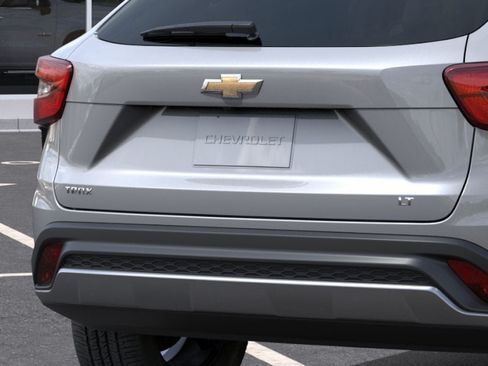New 2026 Chevrolet Trax LT FWD image 14