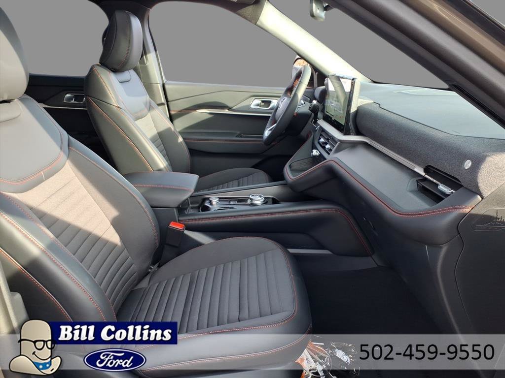 New 2026 Ford Explorer ST-Line w/ ST-Line Street Pack AWD/4WD image 13