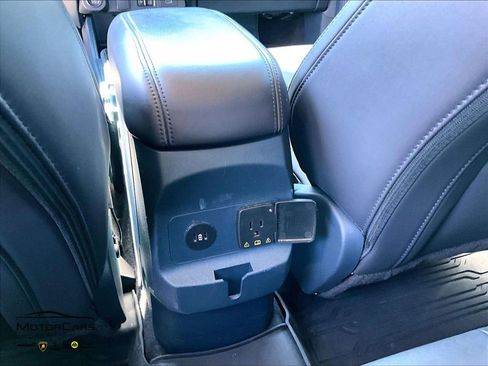 Used 2023 Ford Maverick Lariat w/ Lariat Luxury Package FWD image 31