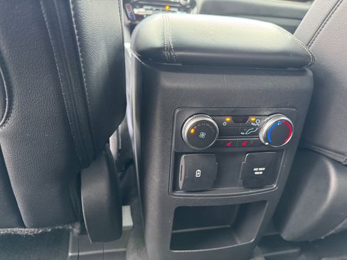 Used 2021 Ford Explorer Limited w/ Equipment Group 301A image 20
