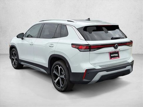 New 2026 Volkswagen Tiguan SE image 7