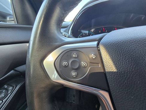 Used 2024 Chevrolet Traverse LT AWD/4WD image 25