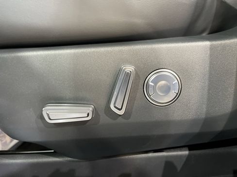 New 2024 Lincoln Nautilus Reserve w/ Equipment Group 202A image 16