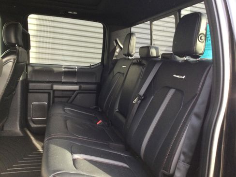 Used 2018 Ford F150 Platinum w/ Equipment Group 701A Luxury image 7