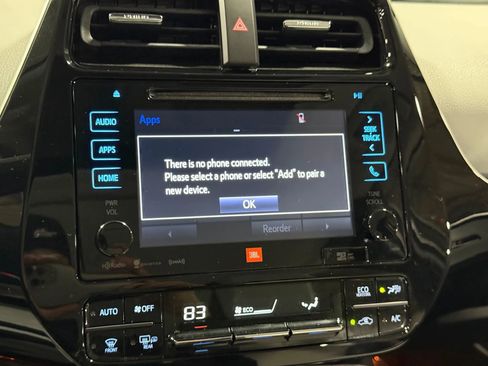 Used 2017 Toyota Prius Four w/ Premium Convenience Package image 29