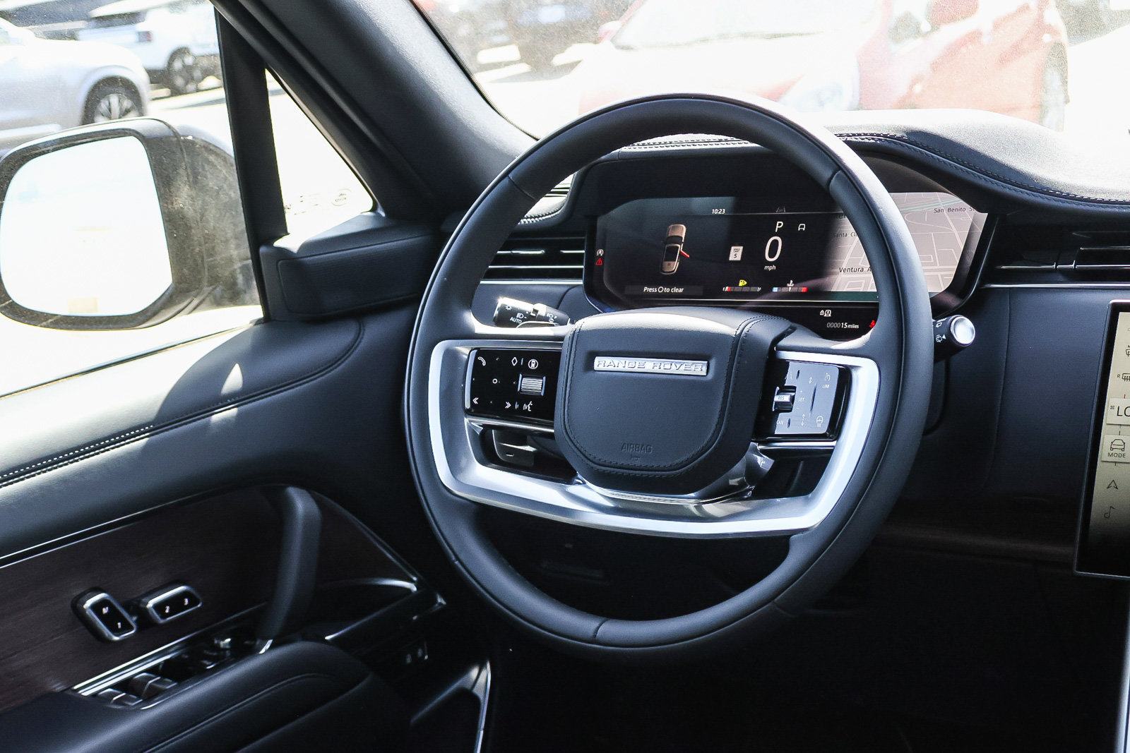 New 2026 Land Rover Range Rover Long Wheelbase SE AWD/4WD image 22