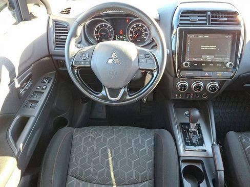 Used 2024 Mitsubishi Outlander Sport LE image 13