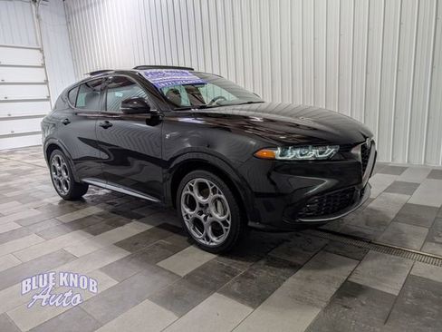 Used 2024 Alfa Romeo Tonale Ti AWD/4WD image 5