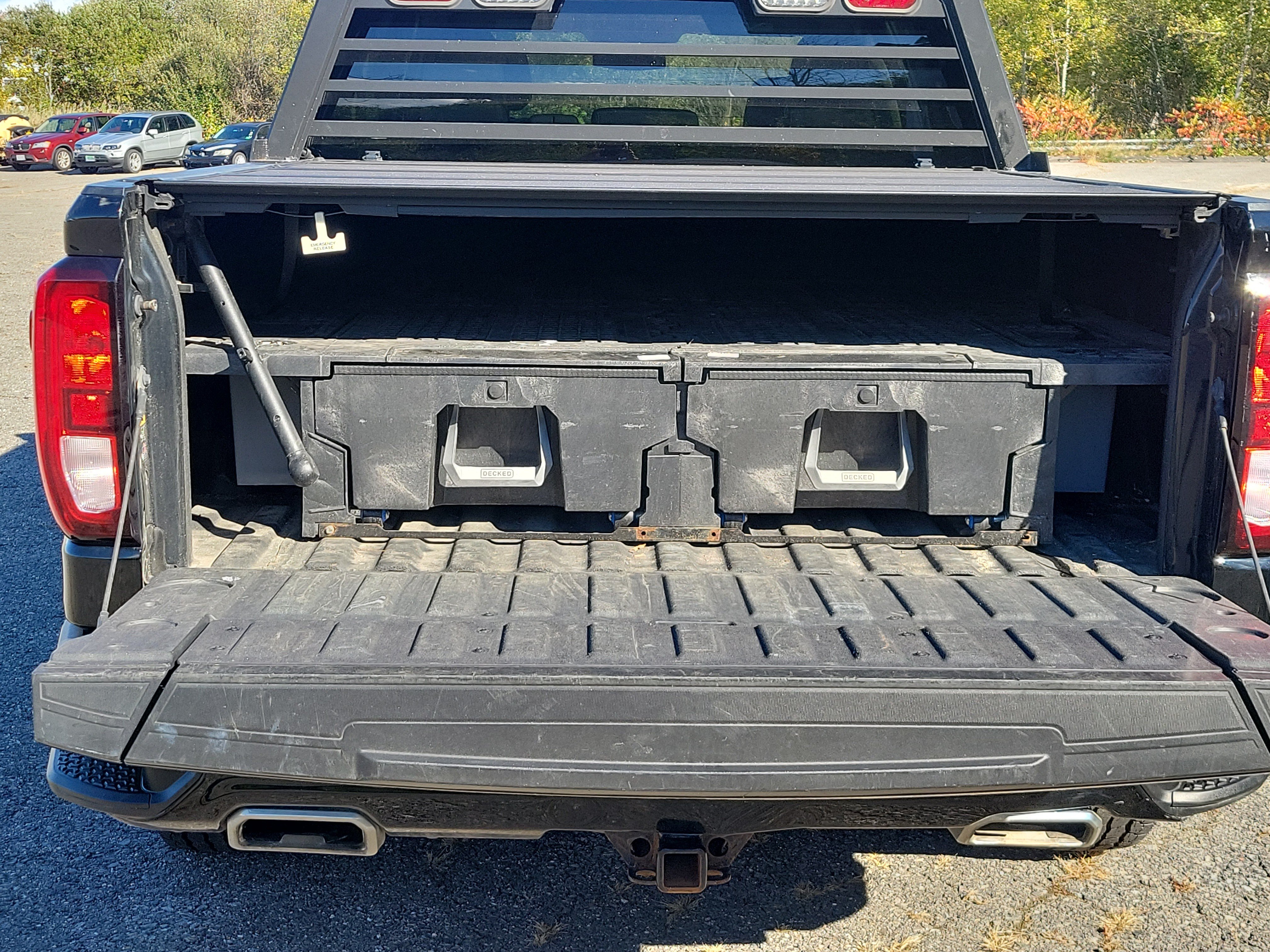 Used 2021 GMC Sierra 1500 Elevation w/ X31 Off-Road Package AWD/4WD image 17