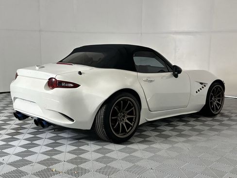 Used 2018 MAZDA MX-5 Miata Grand Touring RWD image 8