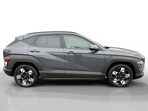 Used 2024 Hyundai Kona SEL image 6