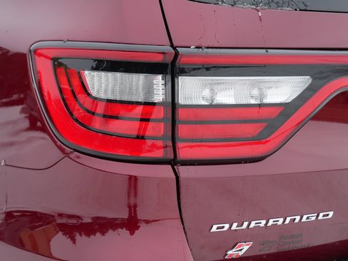 Certified 2024 Dodge Durango GT image 17