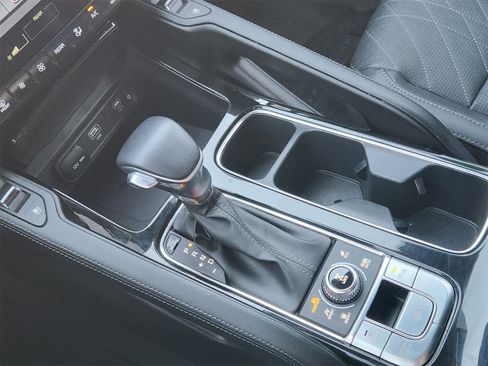 Used 2024 Kia Telluride EX X-Line image 20