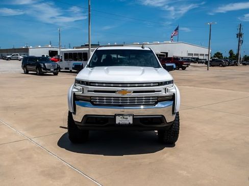 Used 2021 Chevrolet Silverado 1500 LT w/ Texas Edition Plus AWD/4WD image 2