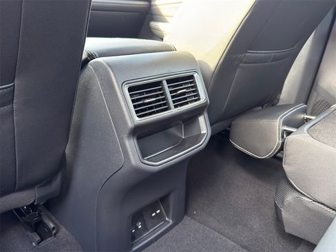 New 2026 Volkswagen Atlas Cross Sport SE image 31