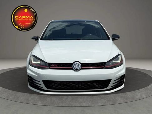 Used 2017 Volkswagen GTI SE FWD image 8