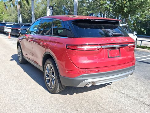 Certified 2025 Lincoln Corsair FWD image 3